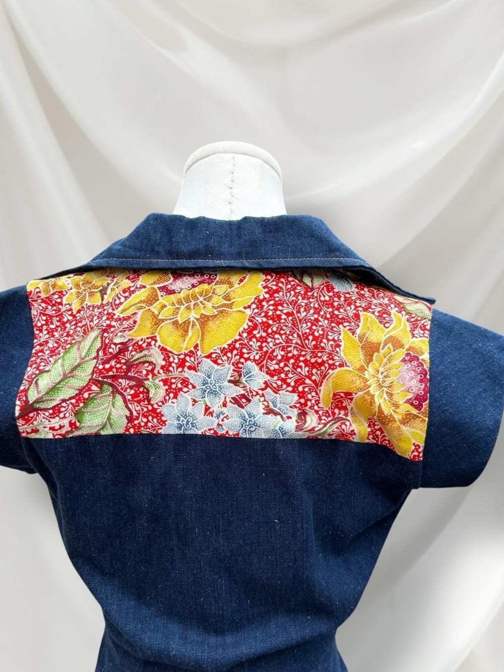 Navy Floral-Trim Fit & Flare Dress with Belt - Picture 3 of 8